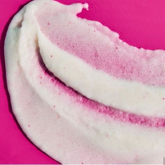 Holiday Edition Tree Hut Candy
Cane Shea Sugar Scrub 18 oz. Brand new. - Picture 6 of 6